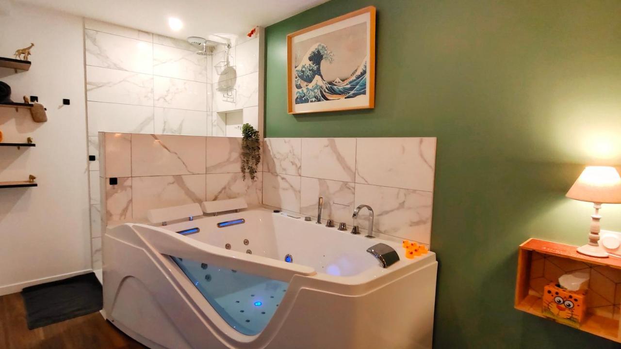 Votre Escale Jungle Sauna&Spa Niort Exterior foto